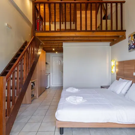 Anassa Hotel