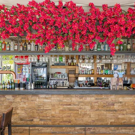 Klonis 2* Skala (Kefalonia)